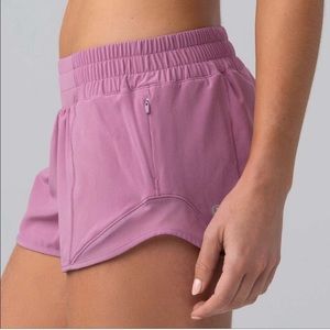 iso velvet dust lululemon hotty hot shorts!!